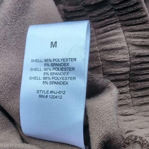 NWT Coffee Brown Velour Velvet Cropped Hoodie M Relaxed Fit - Picture 11 of 16